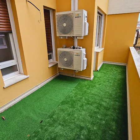 Moderno E In Posizione Strategica 2a 아파트 우디네